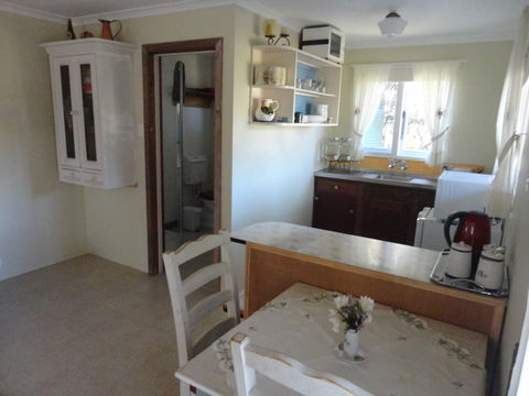 Di's Cabin In Dwellingup - Accommodation Gold Coast 19