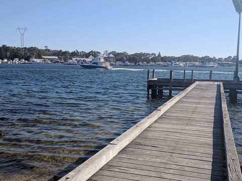 Riverside Retreat - Gold Coast 4U 1