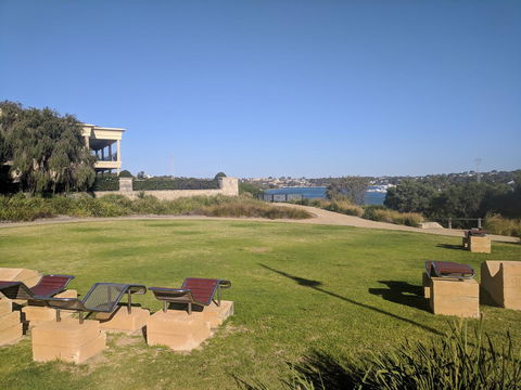 Riverside Retreat - Gold Coast 4U 4