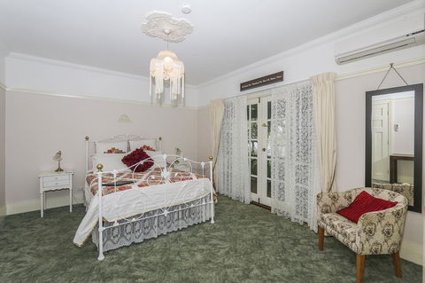 Rosebridge House Bed & Breakfast Adult Retreat - Accommodation Gold Coast 9