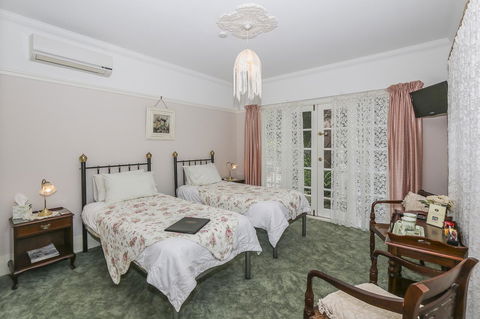 Rosebridge House Bed & Breakfast Adult Retreat - Accommodation Gold Coast 19
