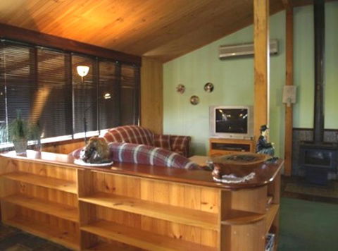 Pemberton Old Picture Theatre Holiday Apartments - Accommodation Gold Coast 17