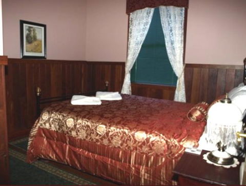 Pemberton Old Picture Theatre Holiday Apartments - Accommodation Gold Coast 26