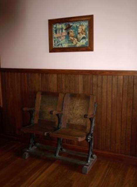Pemberton Old Picture Theatre Holiday Apartments - Accommodation Gold Coast 38