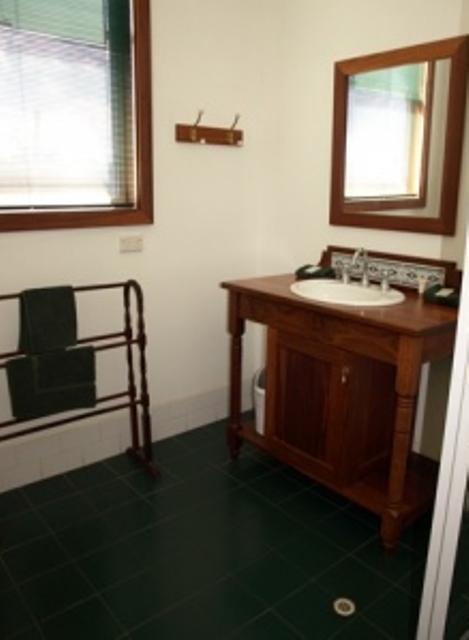 Pemberton Old Picture Theatre Holiday Apartments - Accommodation Gold Coast 33