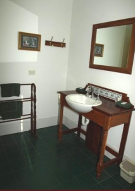 Pemberton Old Picture Theatre Holiday Apartments - Accommodation Gold Coast 13