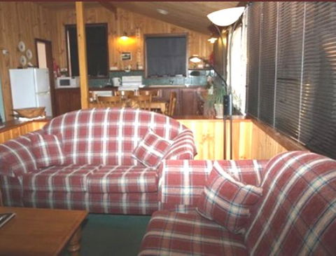 Pemberton Old Picture Theatre Holiday Apartments - Accommodation Gold Coast 8