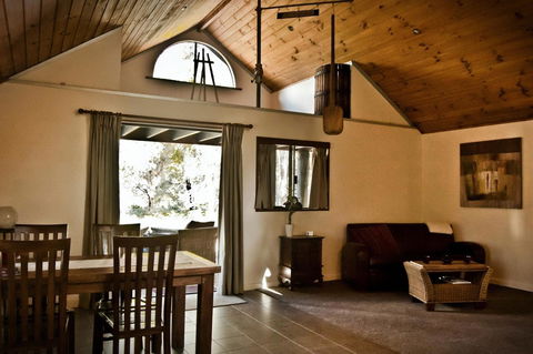 Scotsdale Valley Studios - Accommodation Gold Coast 7