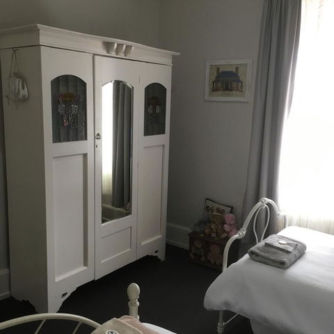 Bluebird Cottage - Gold Coast 4U 4