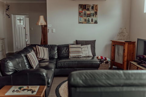 Bluebird Cottage - Gold Coast 4U 17