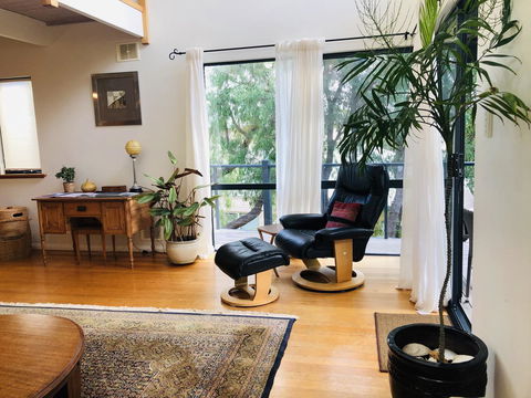 Zephyr Studio - Gold Coast 4U 4