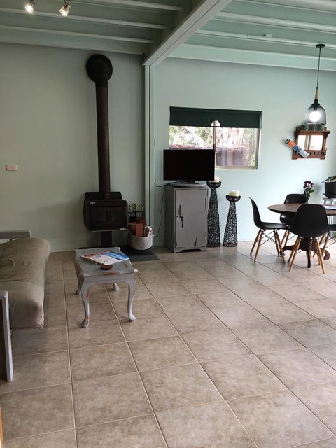 Dunsborough Barn Stay - Accommodation Gold Coast 4