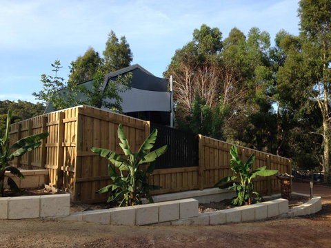 Dunsborough Barn Stay - Accommodation Gold Coast 0
