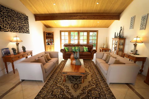 Nivalis Bed And Breakfast - Accommodation Gold Coast 0