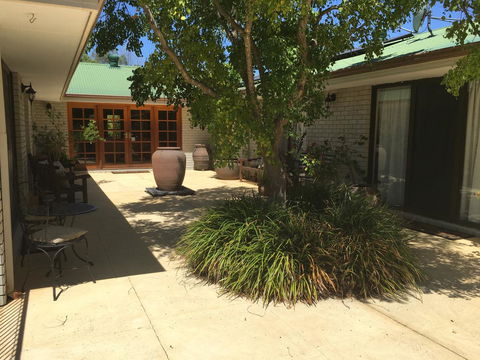 Nivalis Bed And Breakfast - Accommodation Gold Coast 10