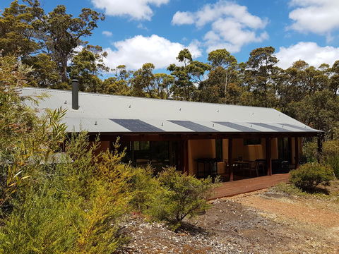 Jarrah Grove Forest Retreat - Gold Coast 4U 15