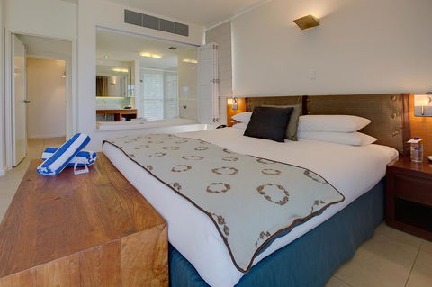 Mantarays Ningaloo Beach Resort - Gold Coast 4U 24
