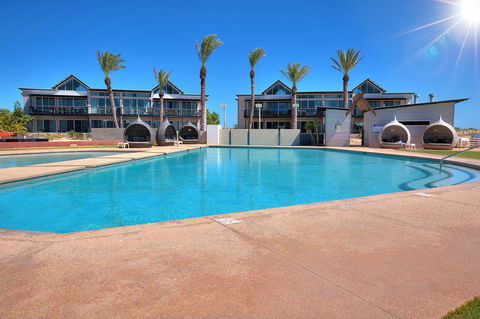 Mantarays Ningaloo Beach Resort - Gold Coast 4U 18