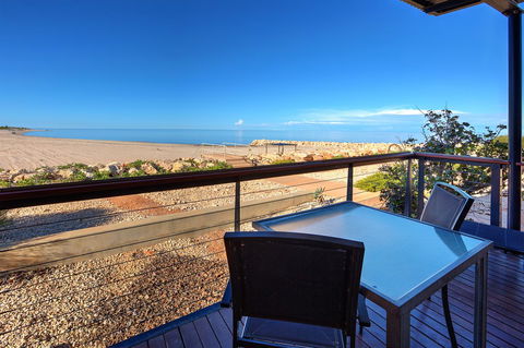 Mantarays Ningaloo Beach Resort - Gold Coast 4U 22
