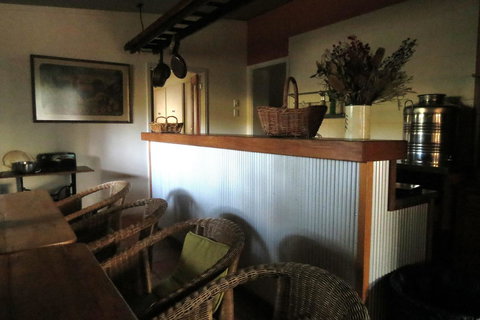 Bentwood Olive Grove Accommodation - Accommodation Gold Coast 8