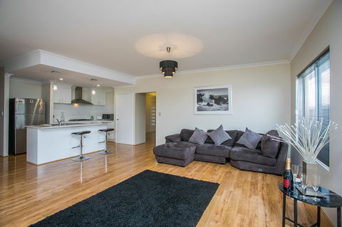 Indian Ocean Retreat - Accommodation Gold Coast 7