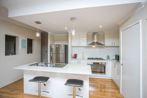 Indian Ocean Retreat - Accommodation Gold Coast 23