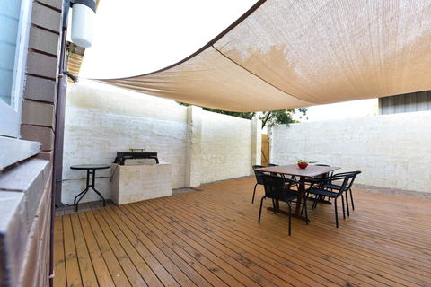 Kalbarri Sunset Villa - Gold Coast 4U 19