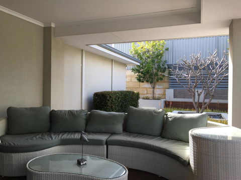 Magnificent Beach Retreat - Accommodation Gold Coast 35