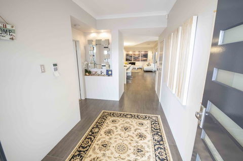 Magnificent Beach Retreat - Accommodation Gold Coast 5