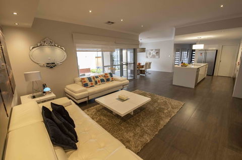 Magnificent Beach Retreat - Accommodation Gold Coast 23