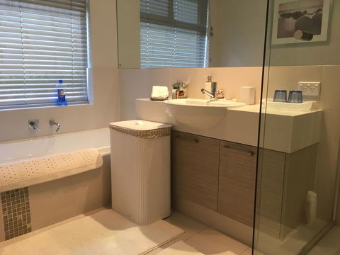 Magnificent Beach Retreat - Accommodation Gold Coast 20
