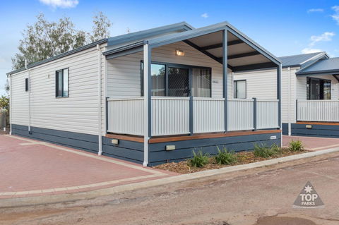 Jurien Bay Tourist Park - Gold Coast 4U 0