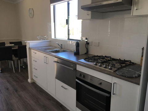 Jurien Bay Tourist Park - Gold Coast 4U 38