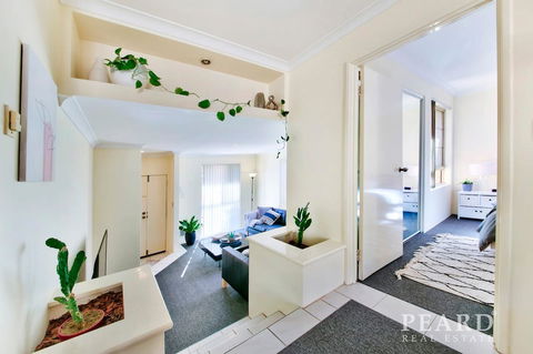Scarborough Beach, Perth - Sun & Surf Villa - Gold Coast 4U 15
