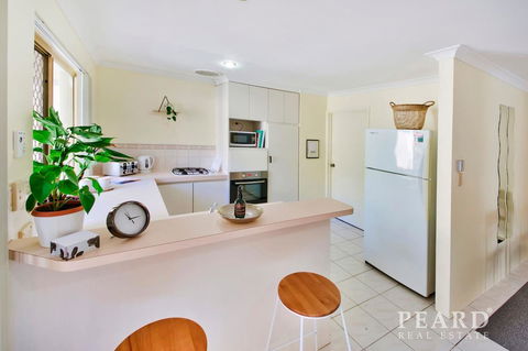 Scarborough Beach, Perth - Sun & Surf Villa - Gold Coast 4U 16