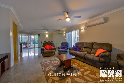 13 Learmonth Street - Close To Town Centre - Gold Coast 4U 2
