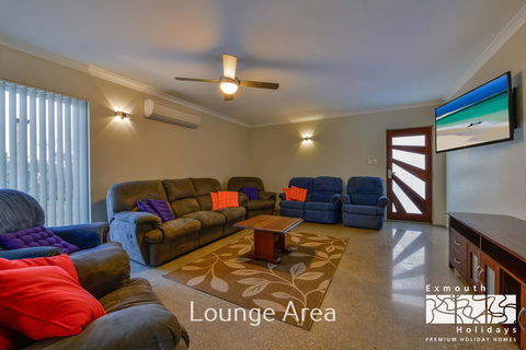 13 Learmonth Street - Close To Town Centre - Gold Coast 4U 1