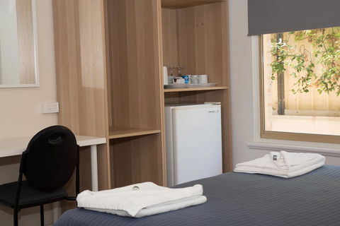 Jurien Bay Hotel Motel - Gold Coast 4U 2