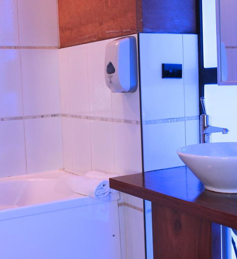 The Pemberton Hotel - Accommodation Gold Coast 32