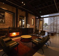 The Premier Mill Hotel - Accommodation Gold Coast