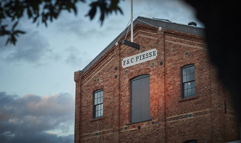 The Premier Mill Hotel - Accommodation Gold Coast 12