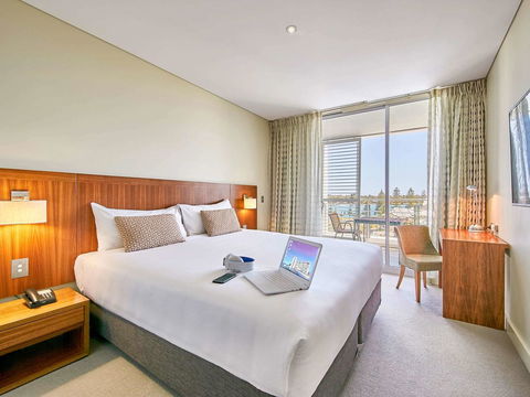The Sebel Mandurah - 1 Gold Coast 11