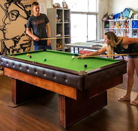 The Hive Hostel - 1 Gold Coast