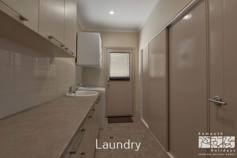 7 Kestrel Place - Gold Coast 4U 19