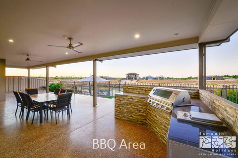 7 Kestrel Place - Gold Coast 4U 18