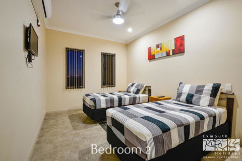 7 Kestrel Place - Gold Coast 4U 12