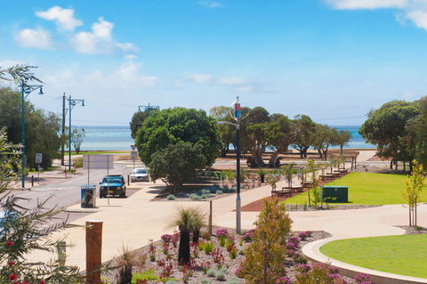 Bay Village Resort Dunsborough - Gold Coast 4U 34