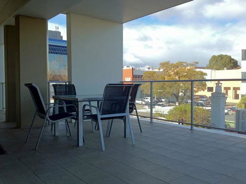 Outram St Apartment - Gold Coast 4U 0