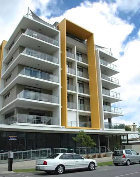 Outram St Apartment - Gold Coast 4U 6