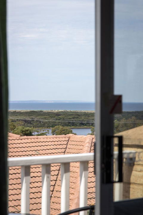 Baywatch Retreat Augusta - Accommodation Gold Coast 11